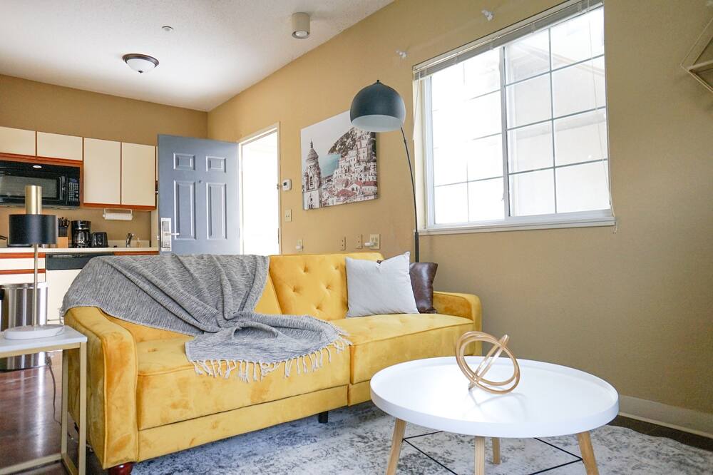 Photo of Livingroom in Wichita