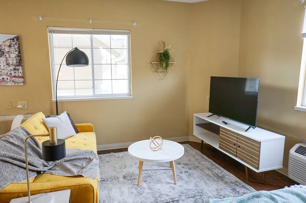 Photo of Livingroom in Wichita