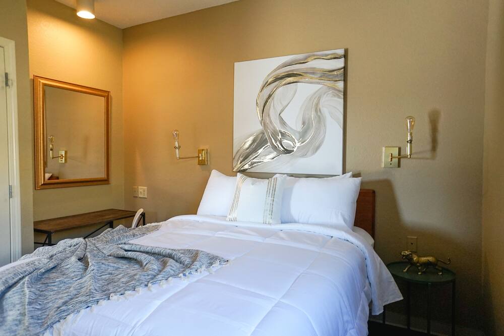 Photo of Bedroom in Wichita
