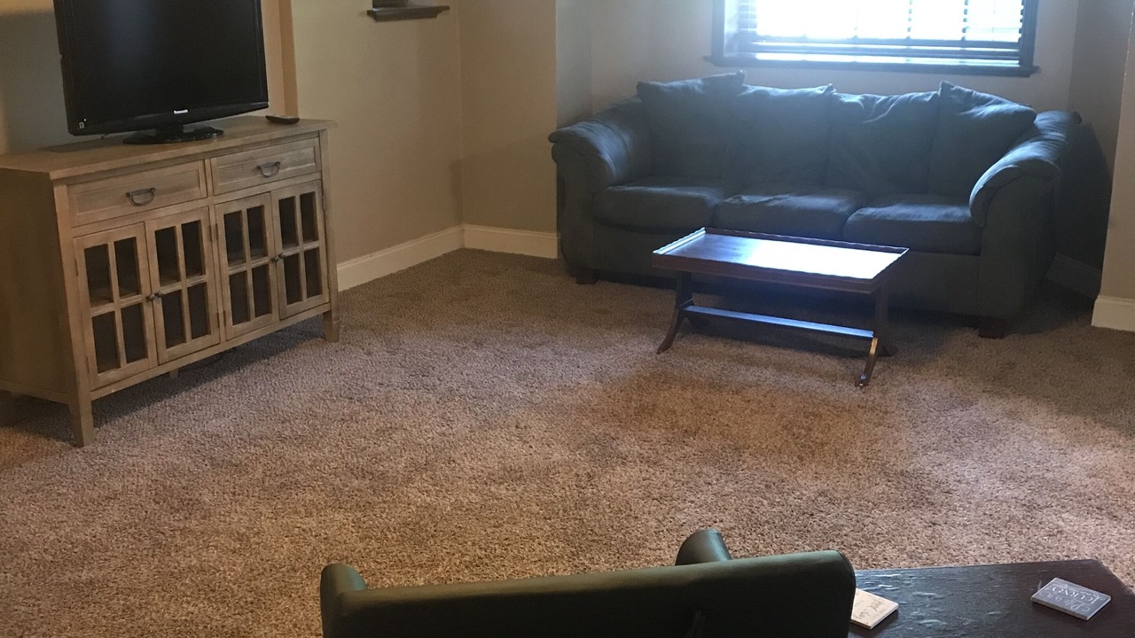 Photo of Livingroom in Dundee-Happy Hollow Historic District