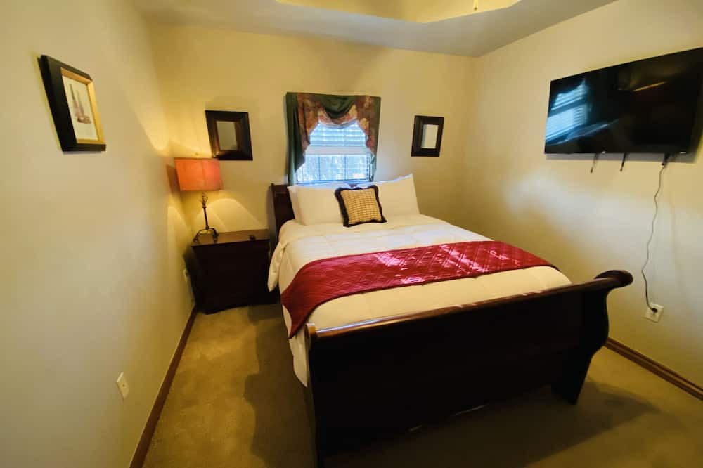 Photo of Bedroom in Lawton