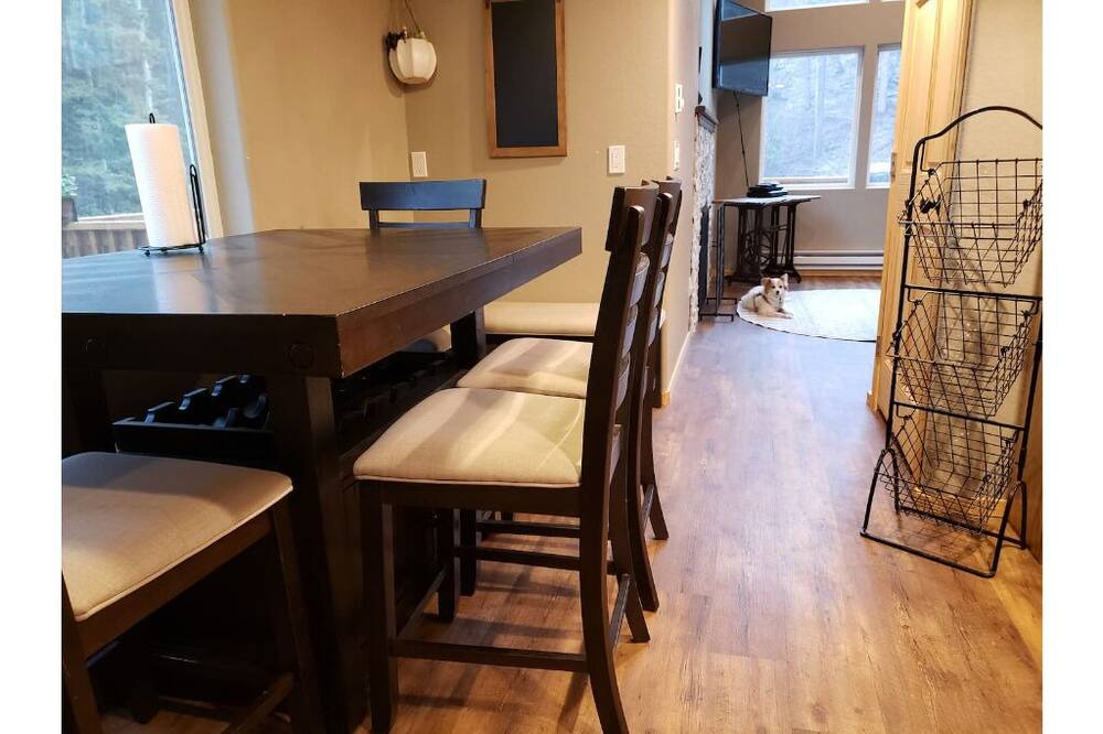 Photo of Bedroom in Woodland Park