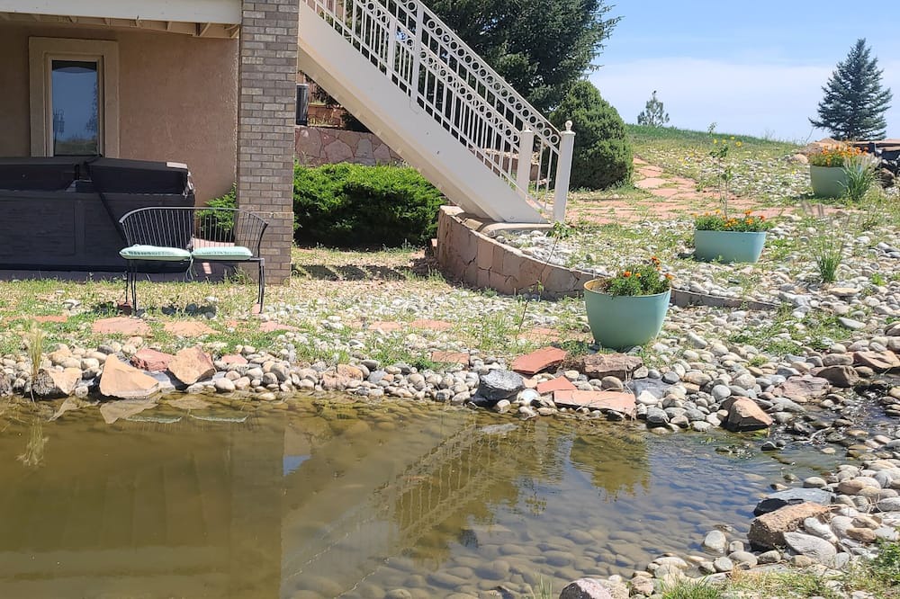 Photo of Outdoor in Elizabeth