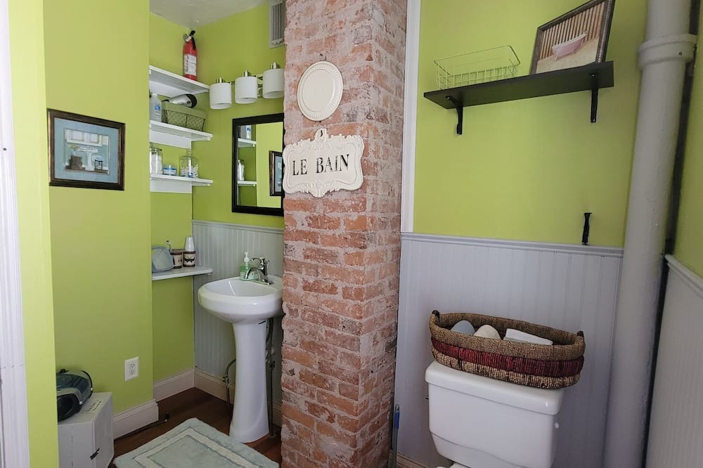 Photo of Bathroom in Victor