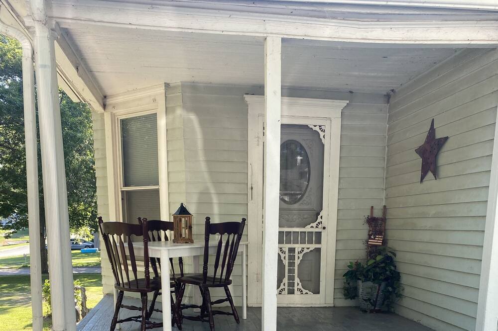 Photo of Patio Balcony in Wakefield
