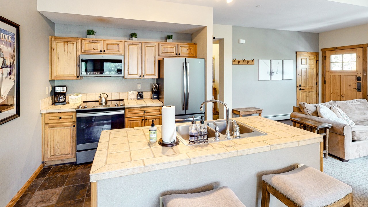 Photo of Kitchen in Lakeside Village