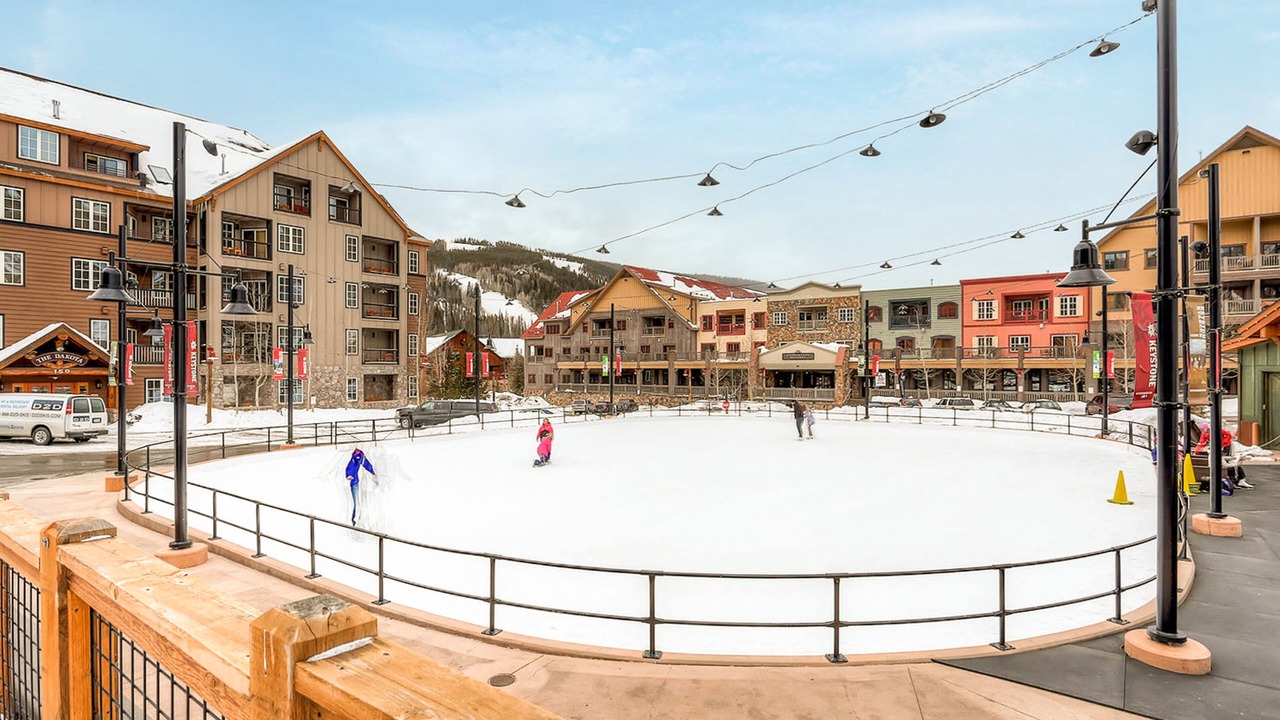 Photo of Outdoor in Lakeside Village