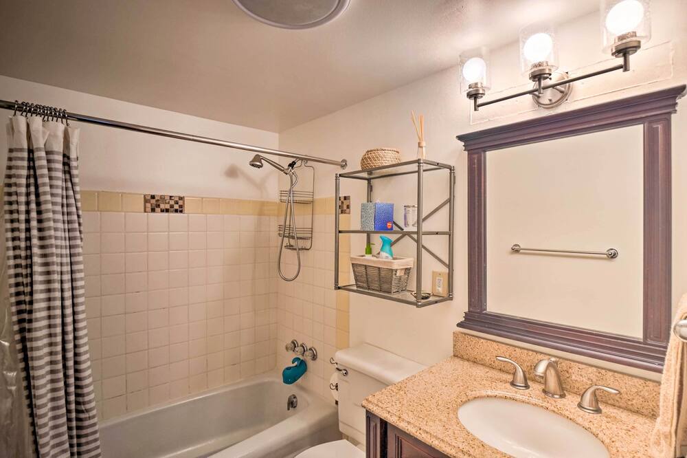 Photo of Bathroom in Sherwood Forest