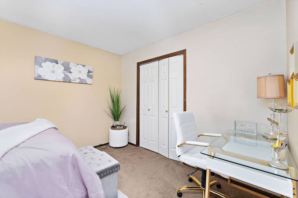 Photo of Bedroom in Bethel