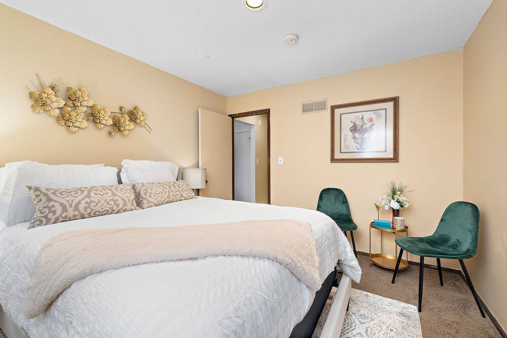 Photo of Bedroom in Bethel