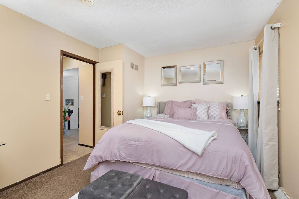 Photo of Bedroom in Bethel