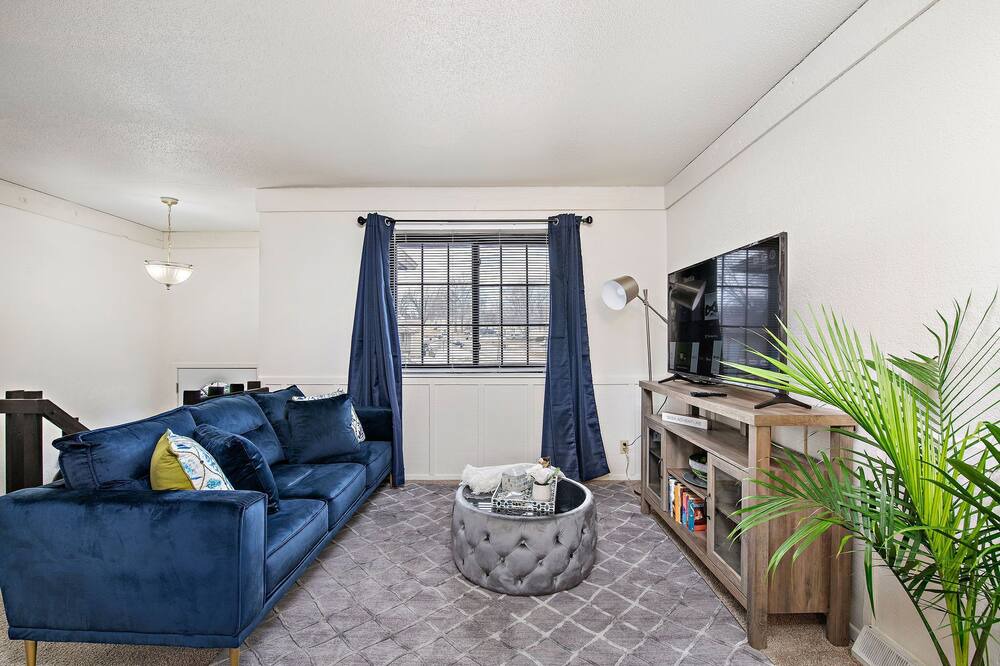Photo of Livingroom in Bethel