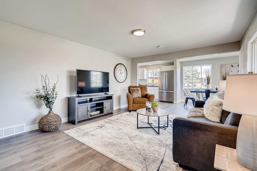 Photo of Livingroom in South Westminster