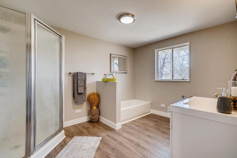Photo of Bathroom in South Westminster