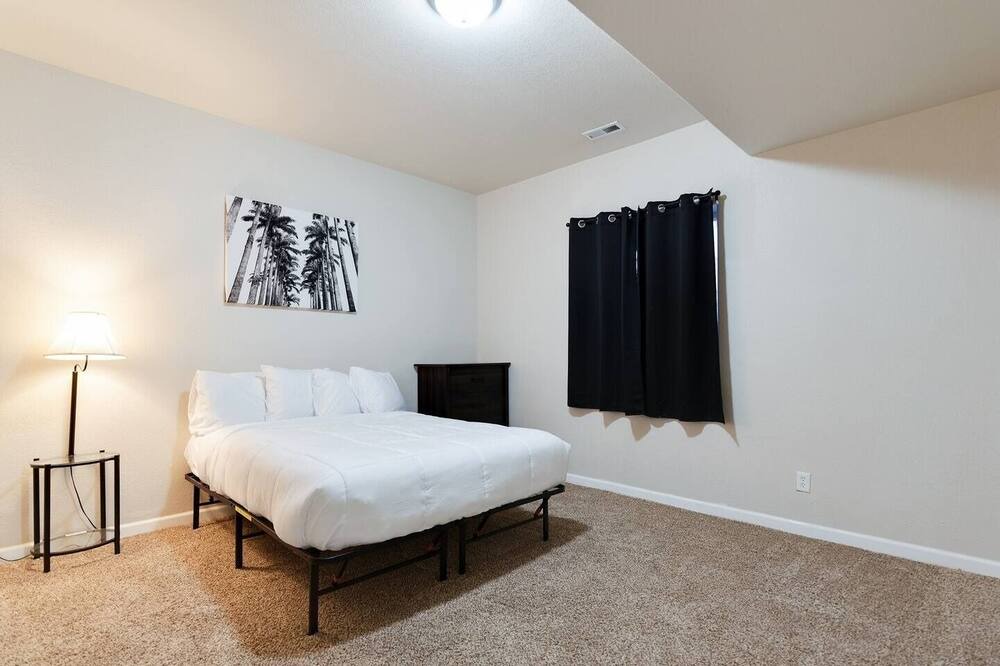 Photo of Bedroom in Pueblo