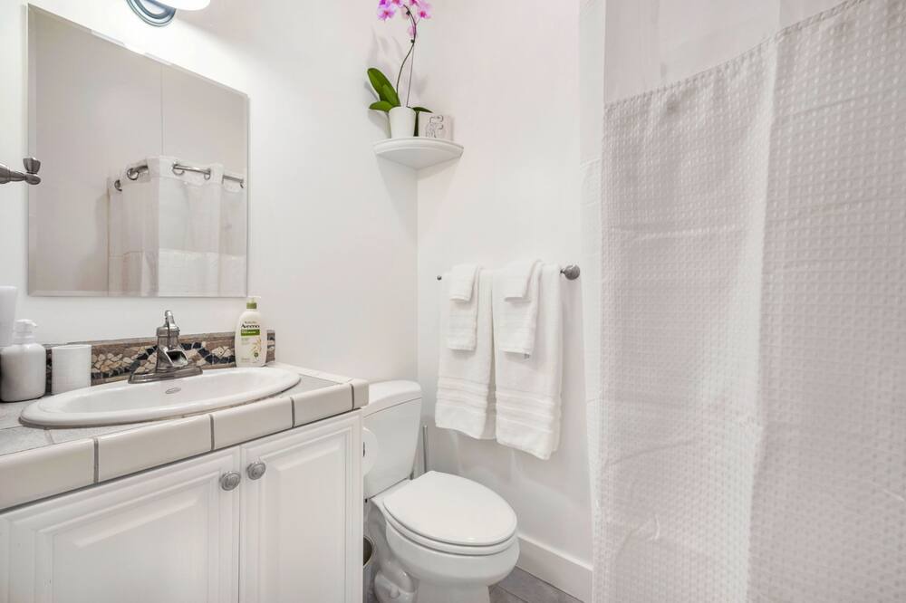 Photo of Bathroom in East Central