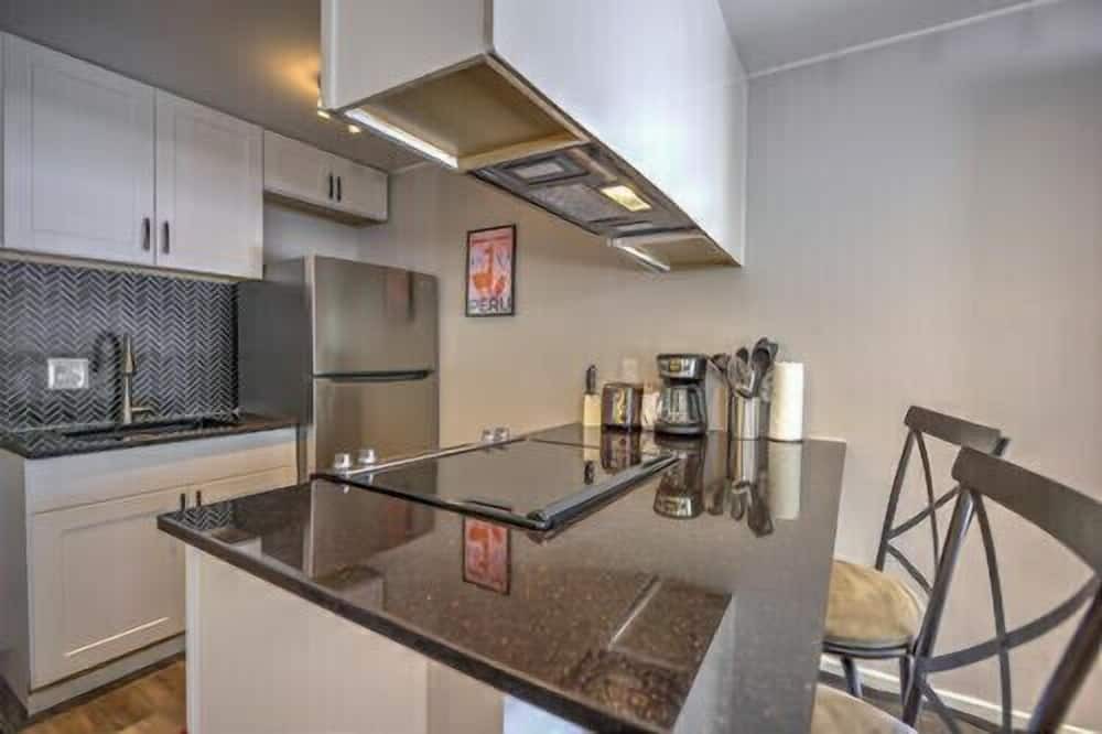 Photo of Kitchen in Summit Cove
