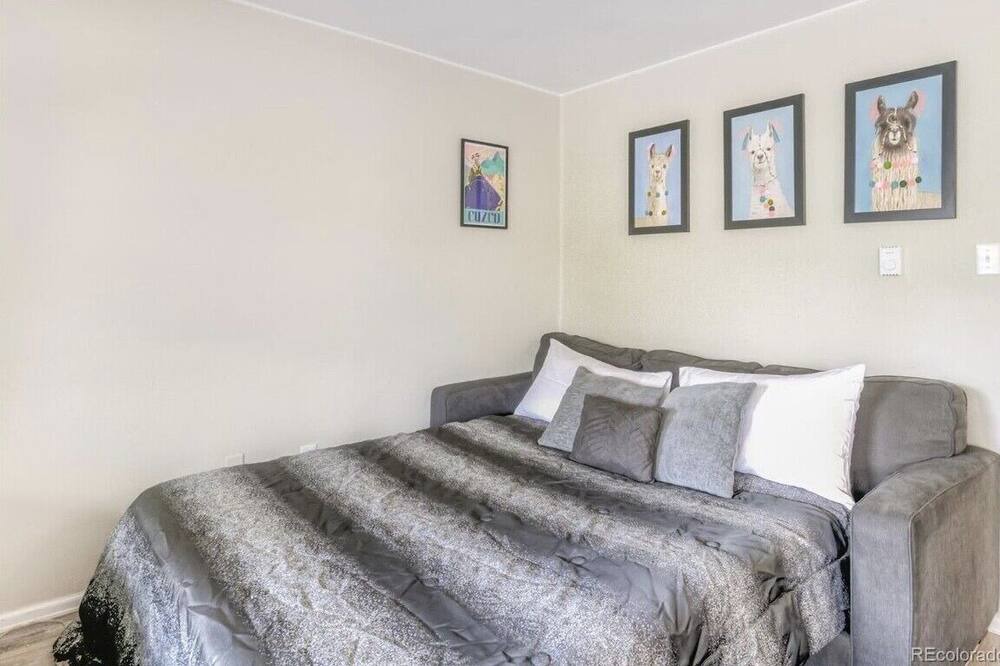 Photo of Bedroom in Summit Cove