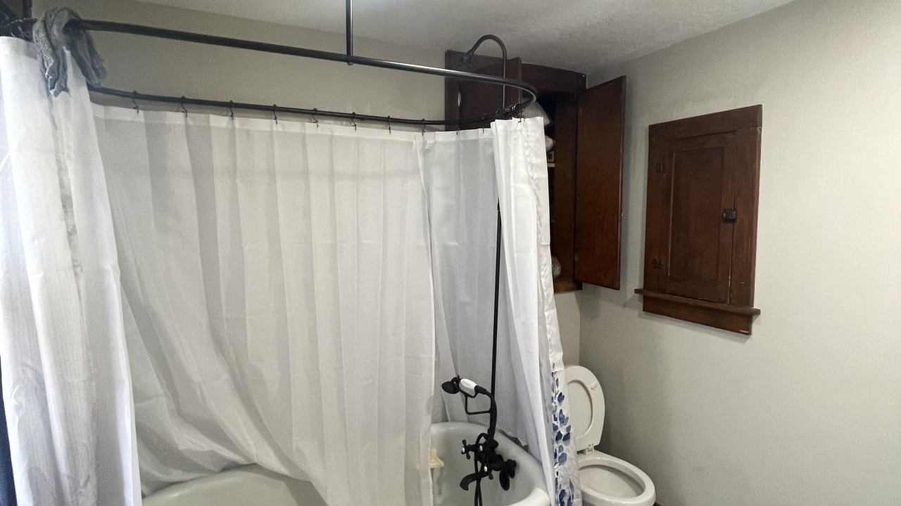 Photo of Bathroom in Lamont