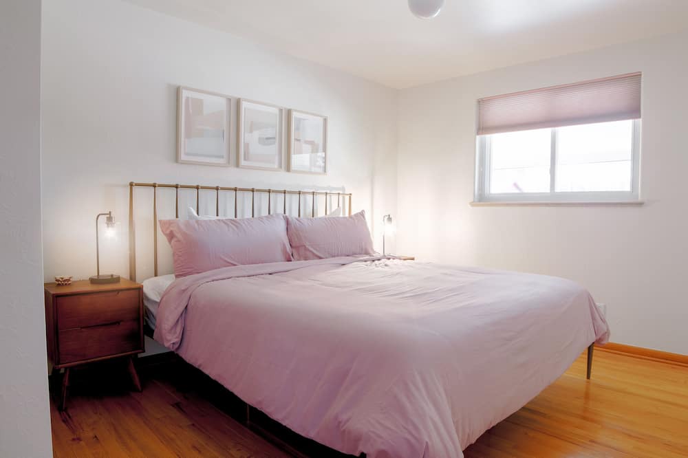 Photo of Bedroom in Lamar Heights Area