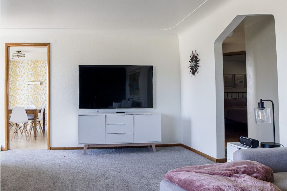 Photo of Bedroom in Lamar Heights Area