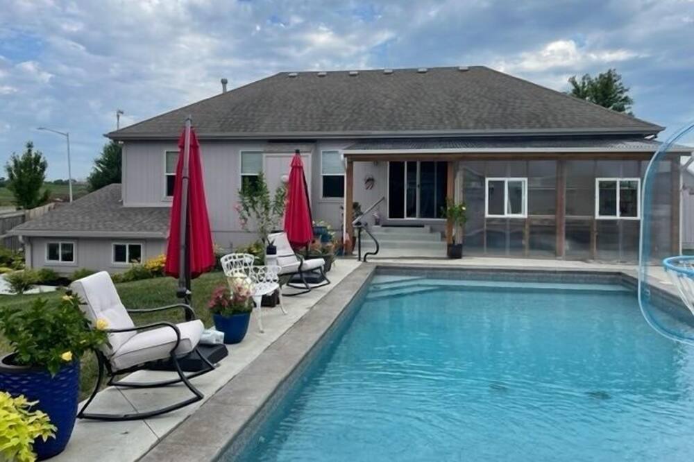 Photo of Outdoor in New Century