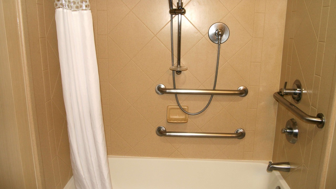Photo of Bedroom in Liberal