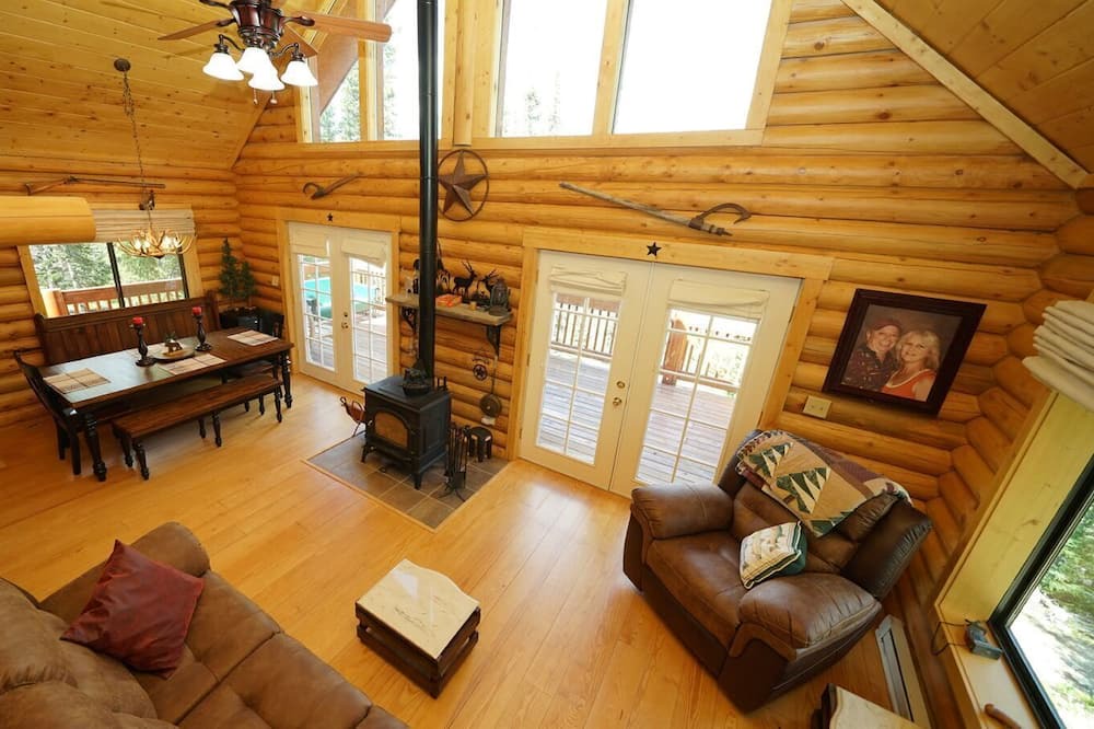 Photo of Livingroom in Valley of the Sun
