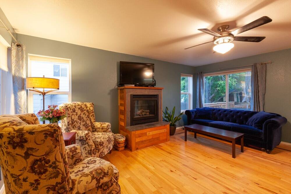 Photo of Livingroom in Fort Collins