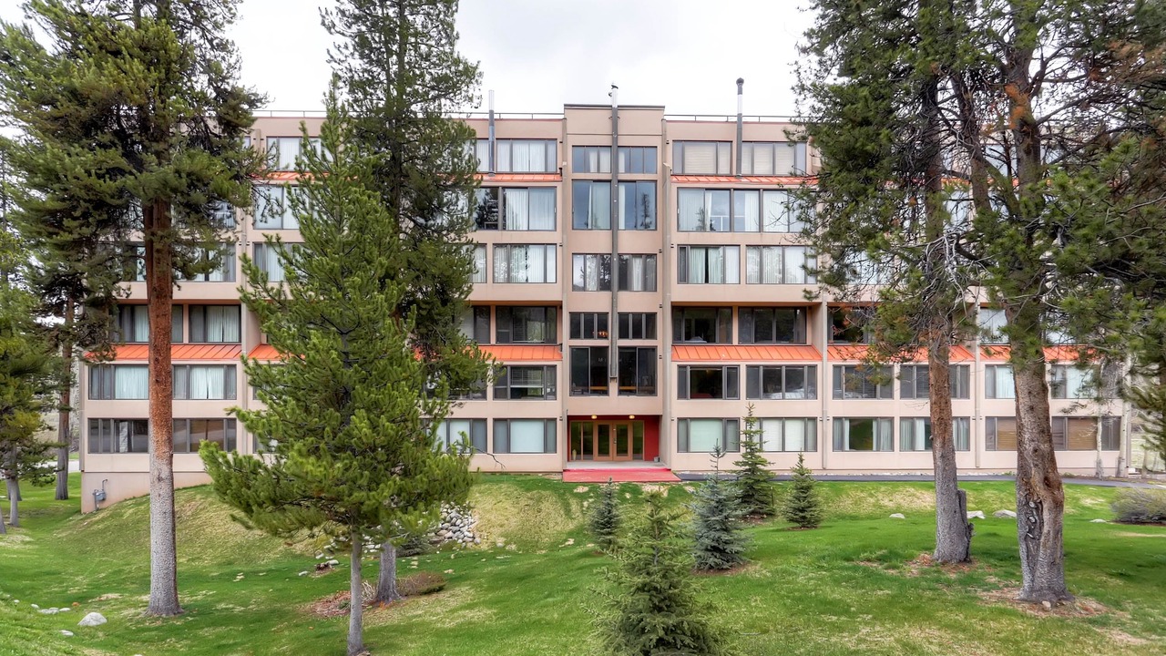 Photo of Outdoor in Lakeside Village