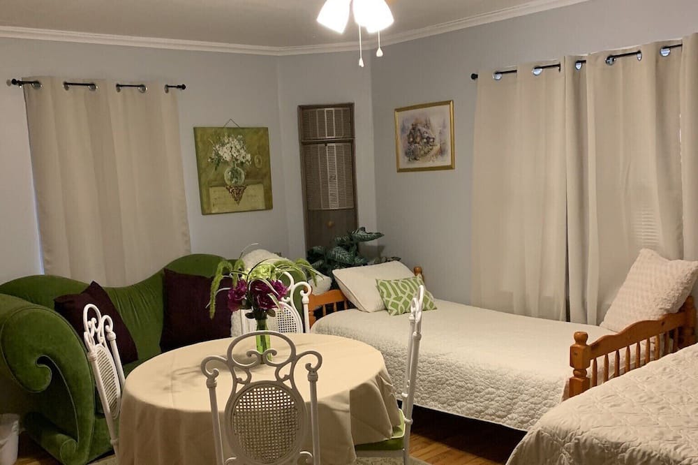 Photo of Bedroom in Sapulpa
