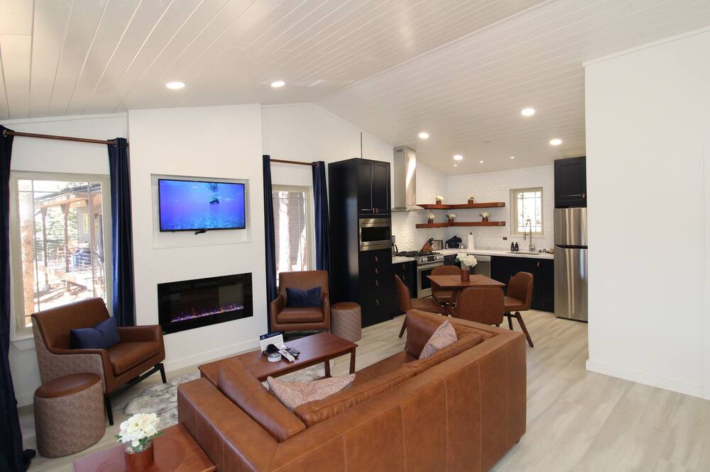 Photo of Livingroom in Angel Fire