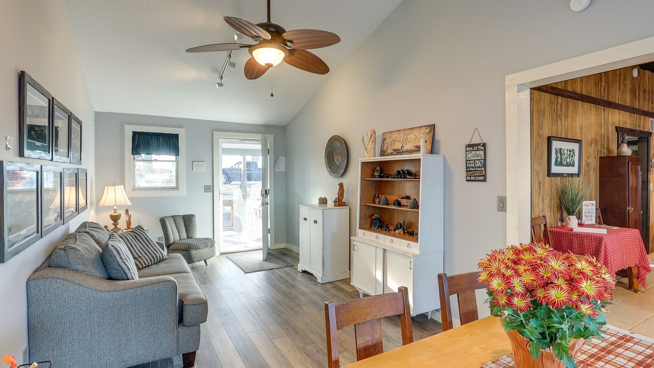 Photo of Livingroom in Anthony