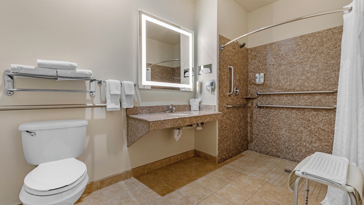 Photo of Bathroom in Lawrence