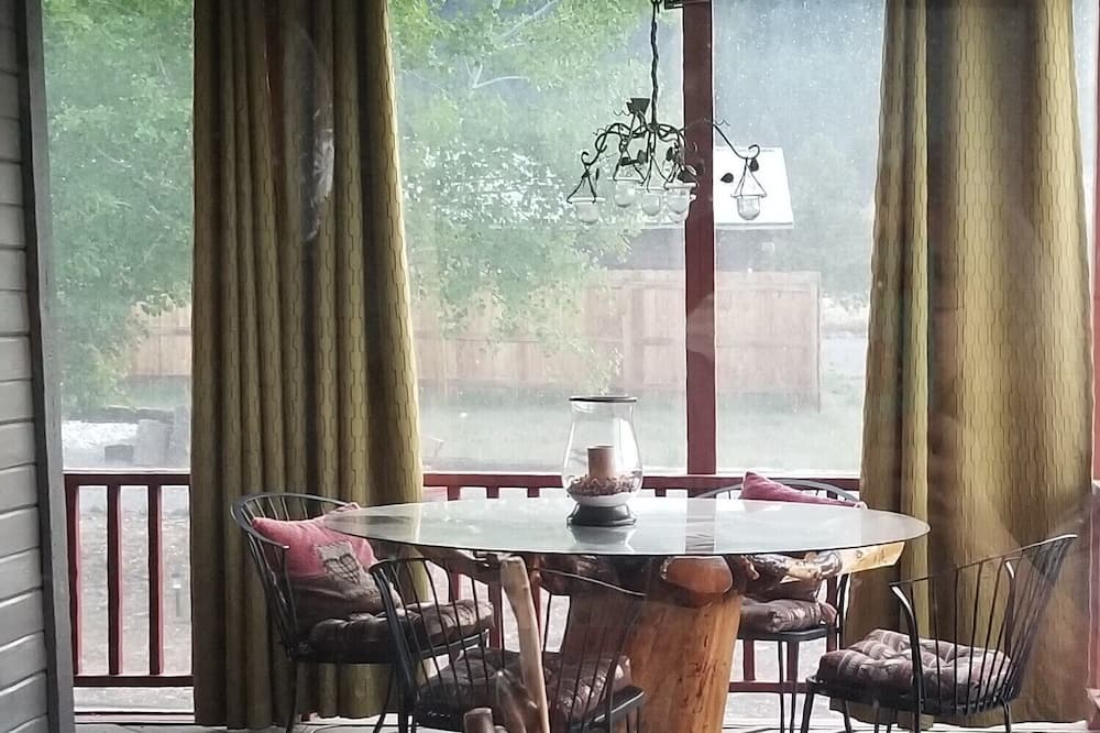 Photo of Patio Balcony in South Fork