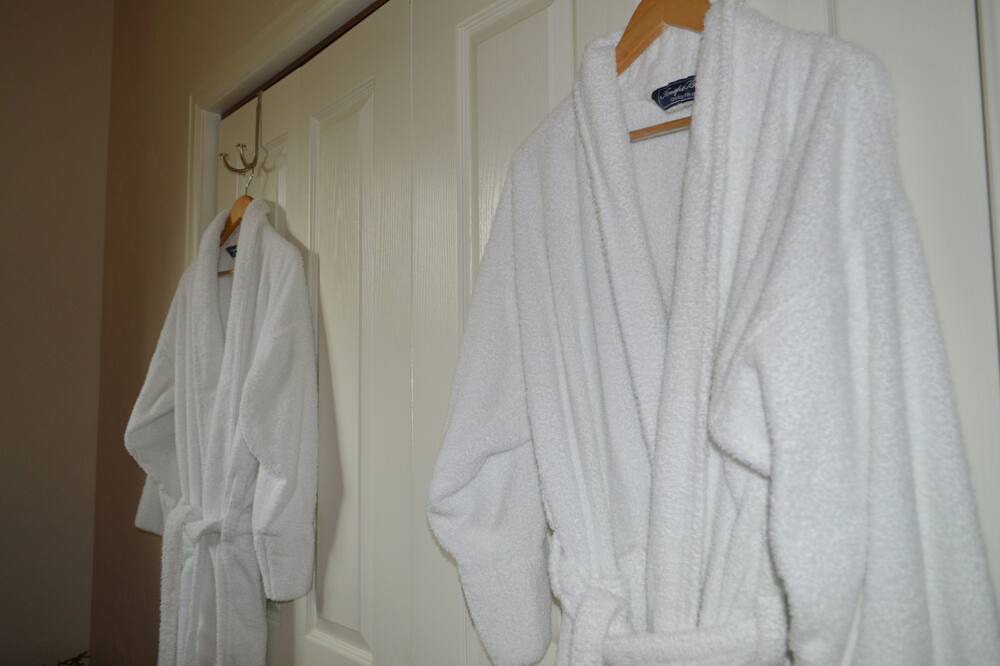 Photo of Bathroom in Palisade