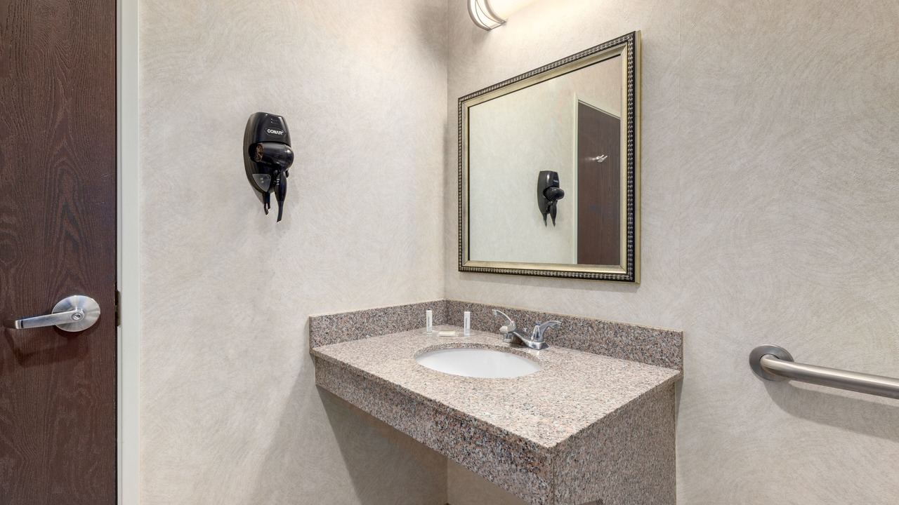 Photo of Bathroom in Pratt