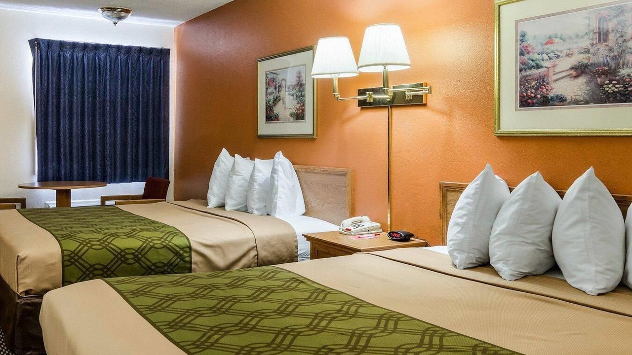 Photo of Bedroom in Sunset Hills