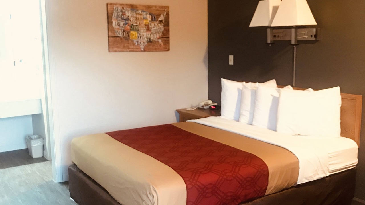 Photo of Bedroom in Sunset Hills