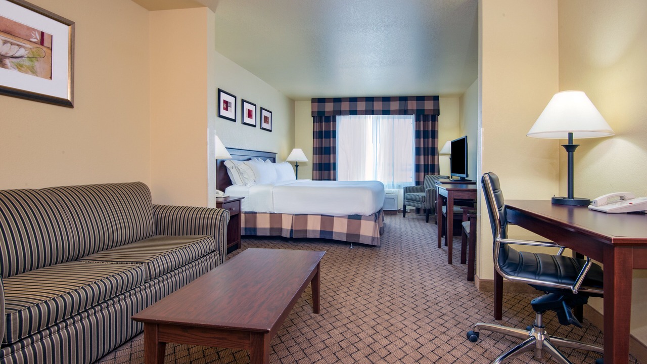 Photo of Bedroom in El Dorado