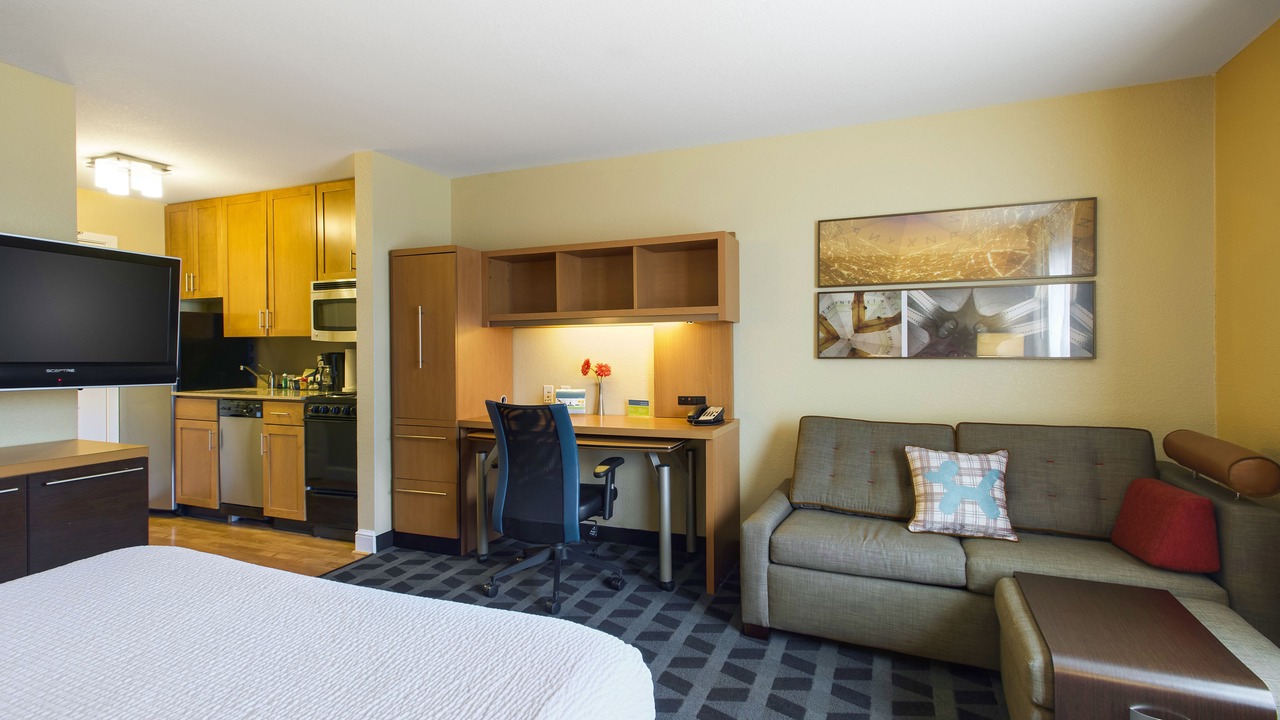 Photo of Bedroom in Overland Park