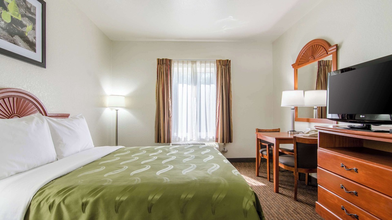 Photo of Bedroom in Junction City