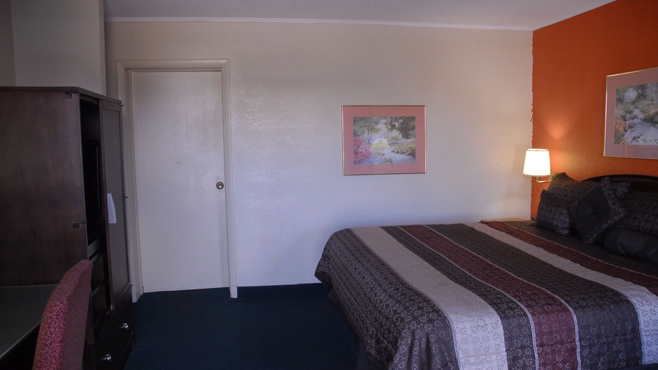 Photo of Bedroom in Emporia