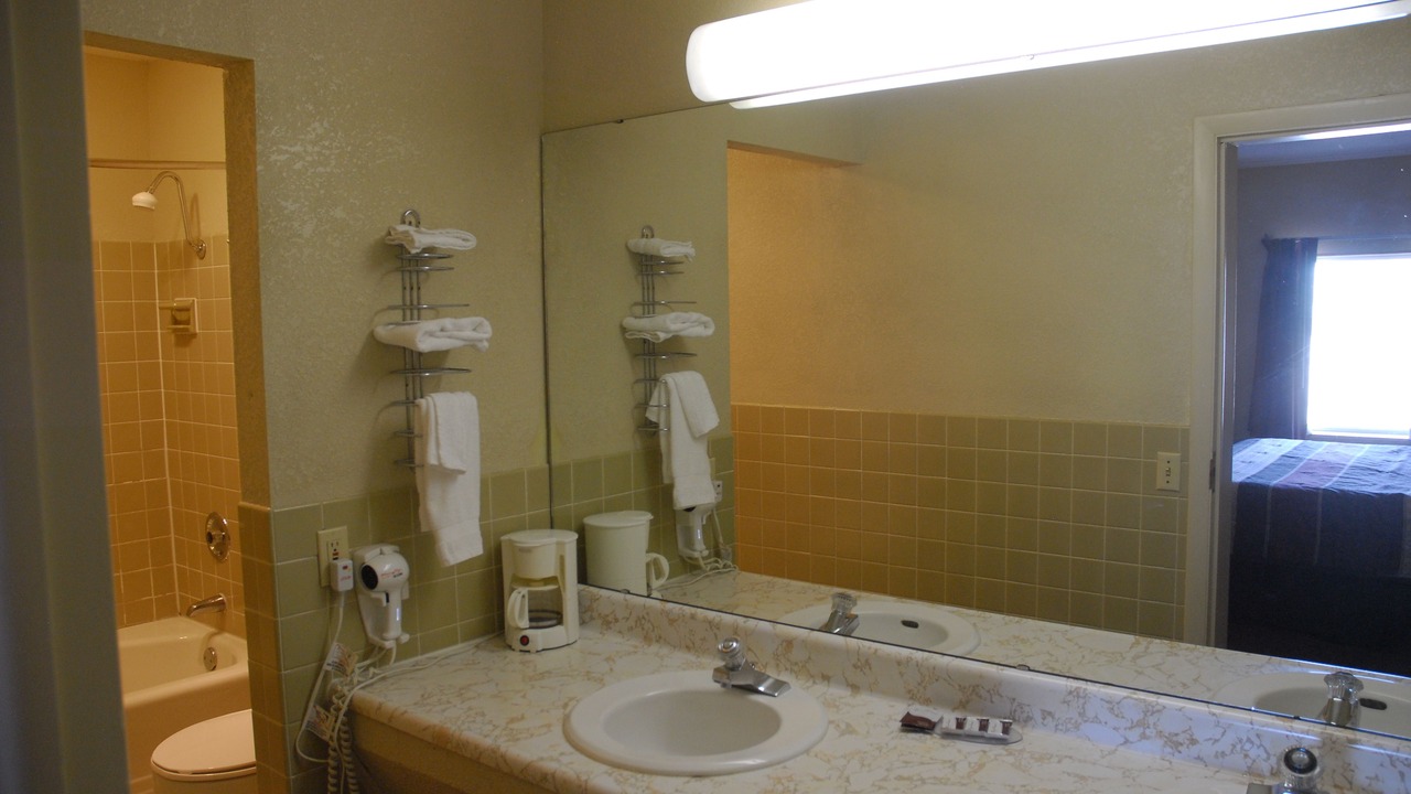 Photo of Bathroom in Emporia