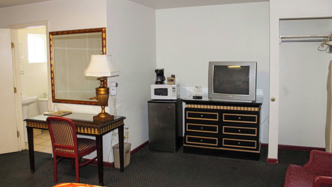Photo of Bedroom in Junction City