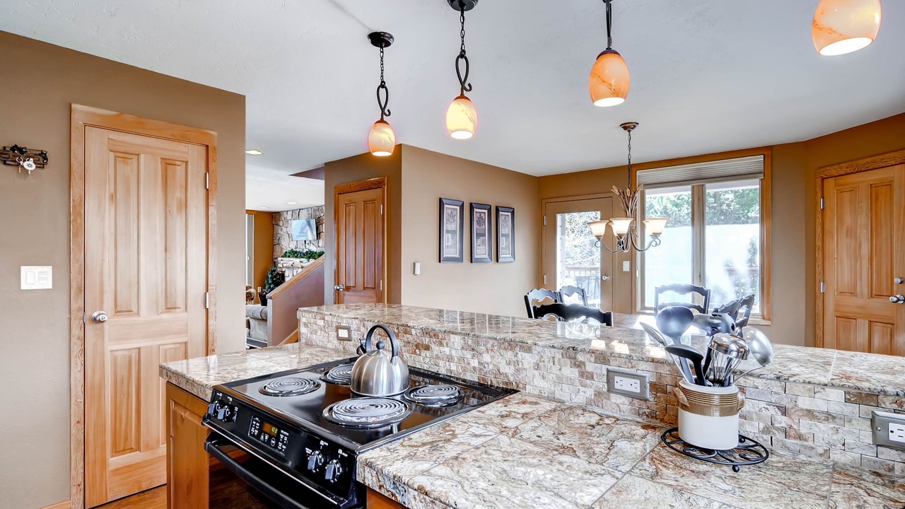 Photo of Kitchen in Lakeside Village