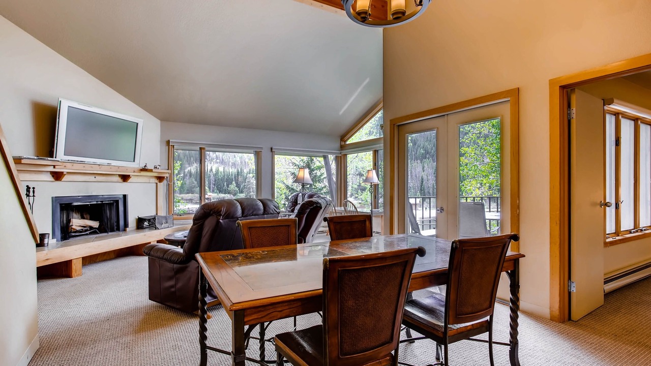 Photo of Kitchen in Lakeside Village
