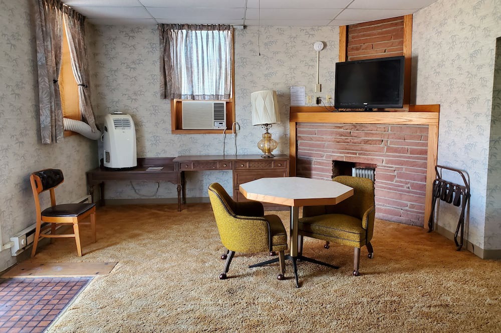 Photo of Bedroom in Dighton