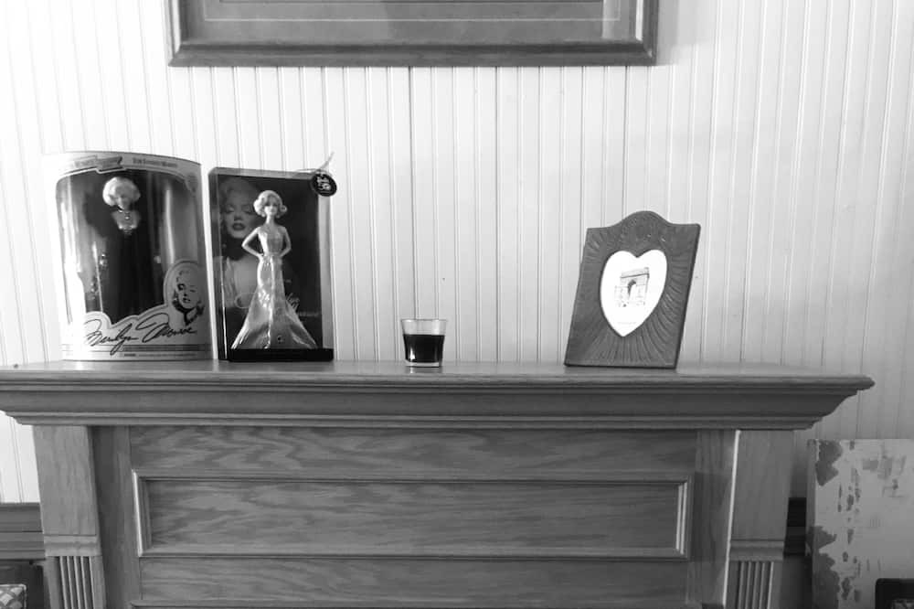 Photo of Livingroom in Dighton