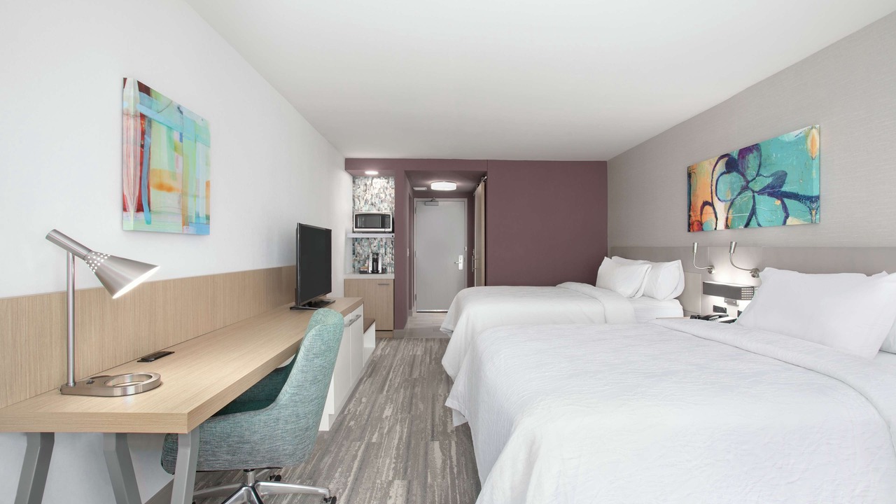 Photo of Bedroom in Aksarben - Elmwood Park